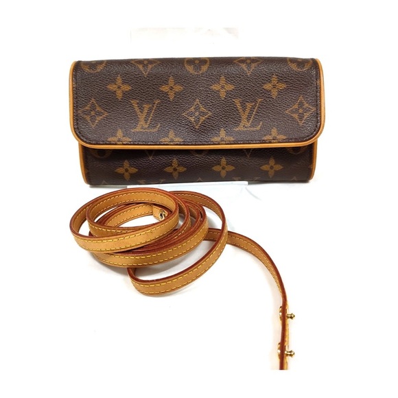 LOUIS VUITTON Twin Pochette - Picture 2 of 13